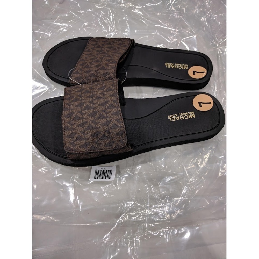 NEW WOMEN'S MICHAEL KORS WADE SLIDE SANDALS BROWN SIG MK LOGO - Picture 2 of 3